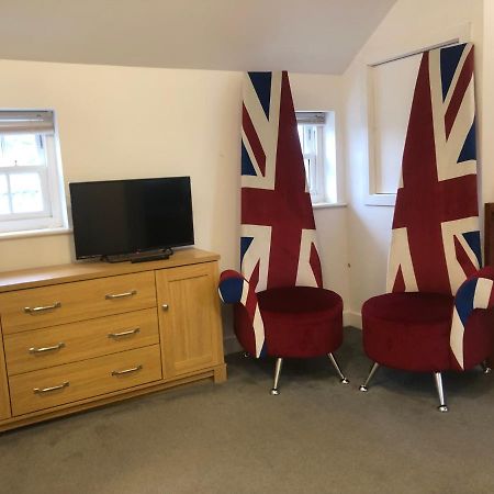 Вилла 1 Primitive Croft Chelmorton Экстерьер фото
