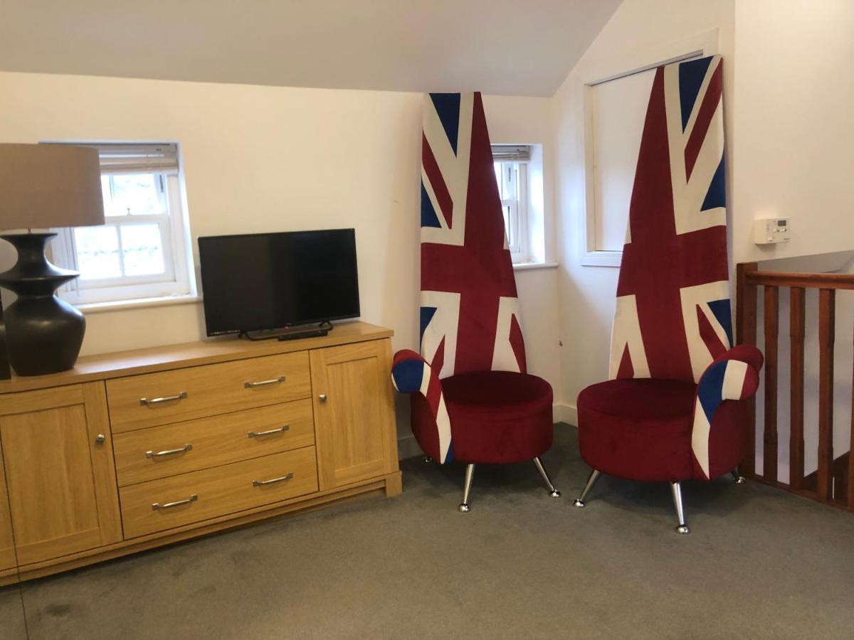 Вилла 1 Primitive Croft Chelmorton Экстерьер фото